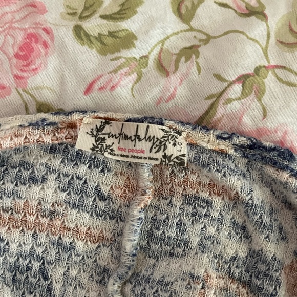 Free people top - Picture 4 of 4